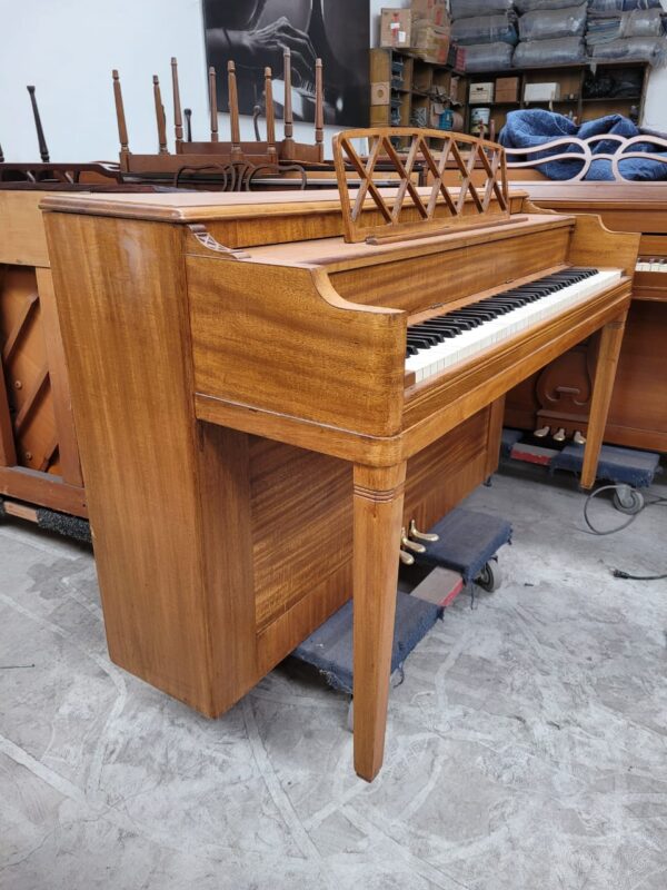 Piano Gulbransen Espineta - detalle del teclado