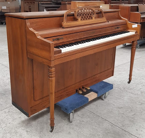 Piano Kimball Espineta - detalle del teclado