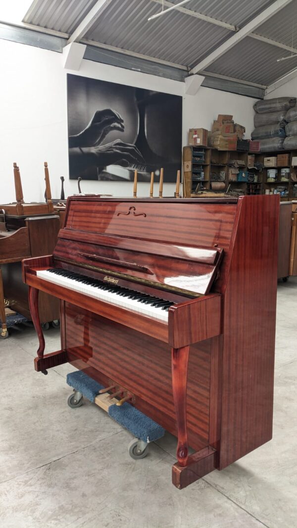Piano Schubert Estudio - mecanica interior
