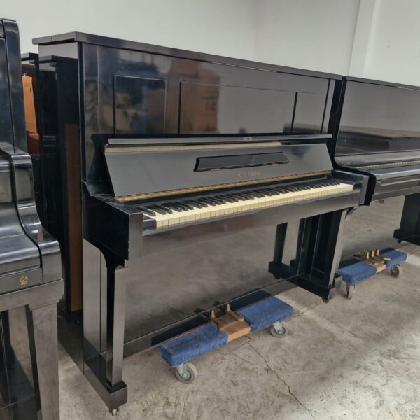 Piano Kawai K35 - vista lateral