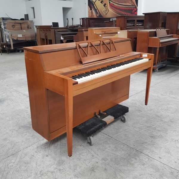 Piano Nancy Hart Espineta - detalle del teclado