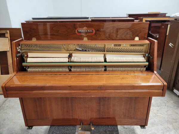 Piano Schafer Sons Vs-40 - vista lateral