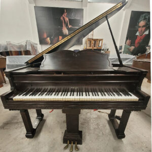 Piano Estey Cuarto Cola - vista lateral