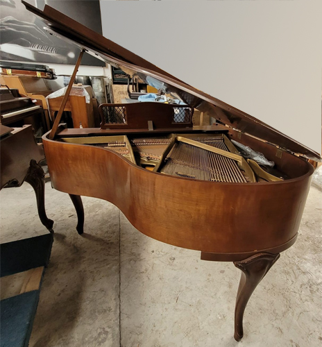 Piano Hardman Cuarto Cola - vista lateral