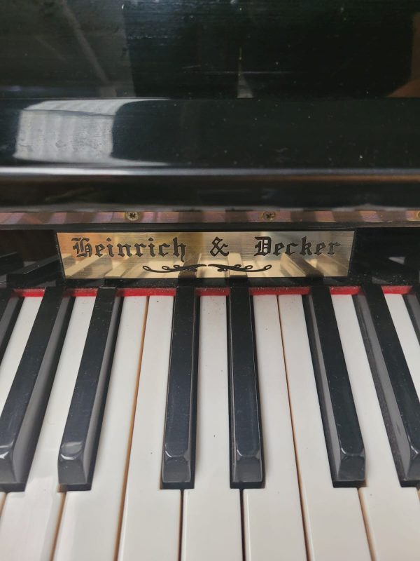 Piano Heinrich Decker Estudio - mecanica interior