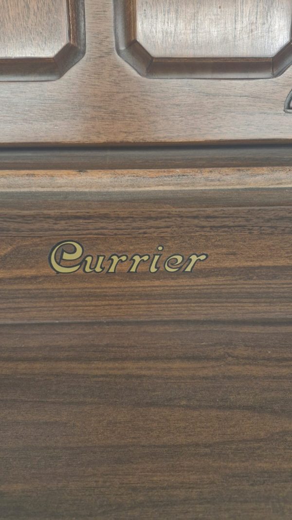 Piano Currier - vista lateral