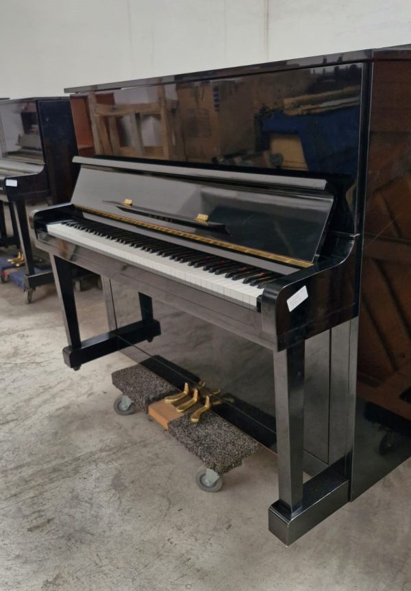 Piano Kawai Ku-1 - mecanica interior