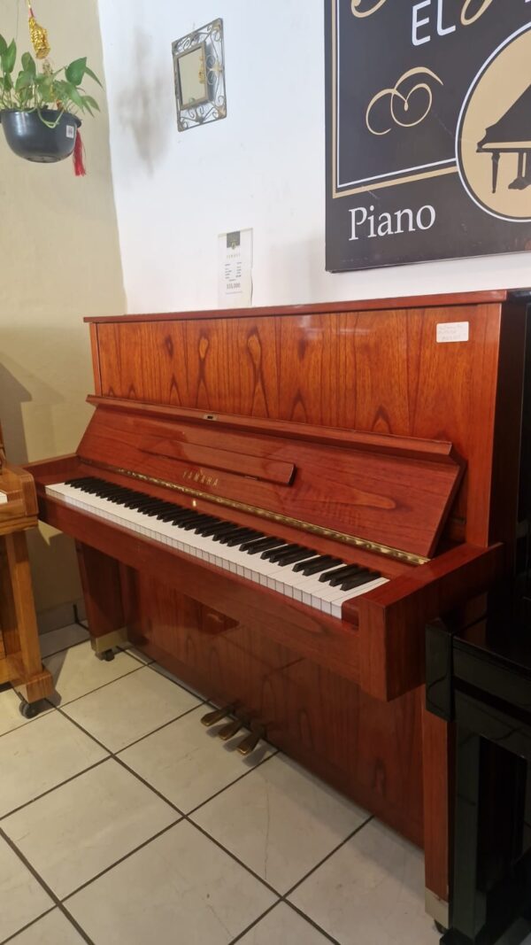 Piano Yamaha W Vertical - imagen 5