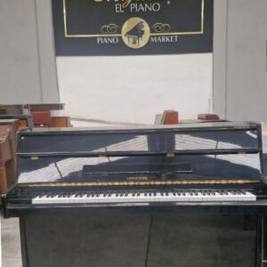 Piano Hyundai U810 - vista lateral