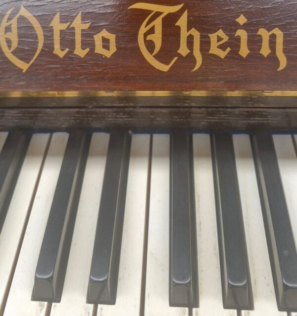 Piano Otto Thein - mecanica interior