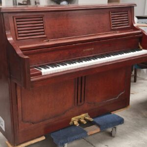 Piano Samick Js-118 - vista lateral