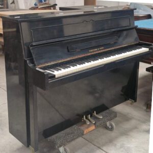 Piano Fukuyama Sons - vista lateral