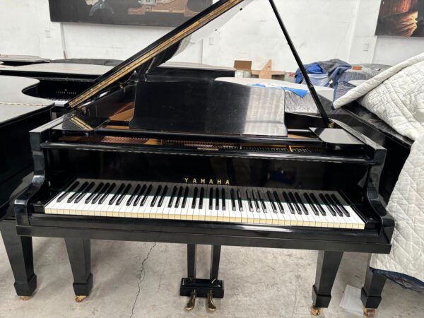 Piano Yamaha G5A - detalle del teclado