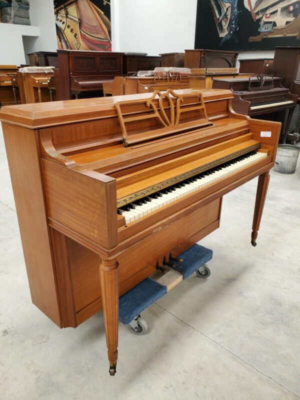 Piano Kohler Campbell - vista lateral