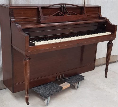 Piano Gulbransen Consola - detalle del teclado