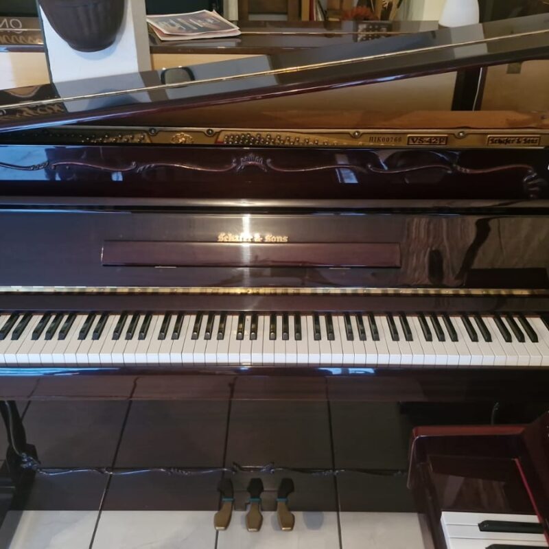 Piano Schafer Sons Vs-42F - detalle del teclado