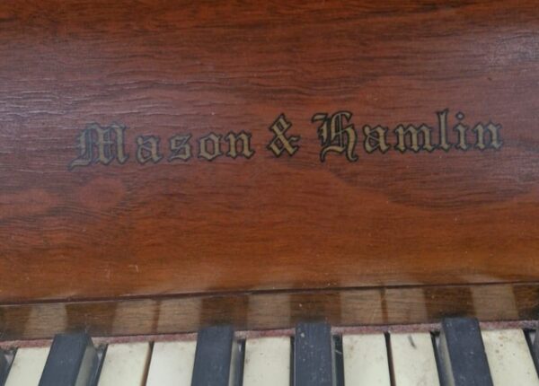 Piano Mason Hamlin Consola - imagen 4