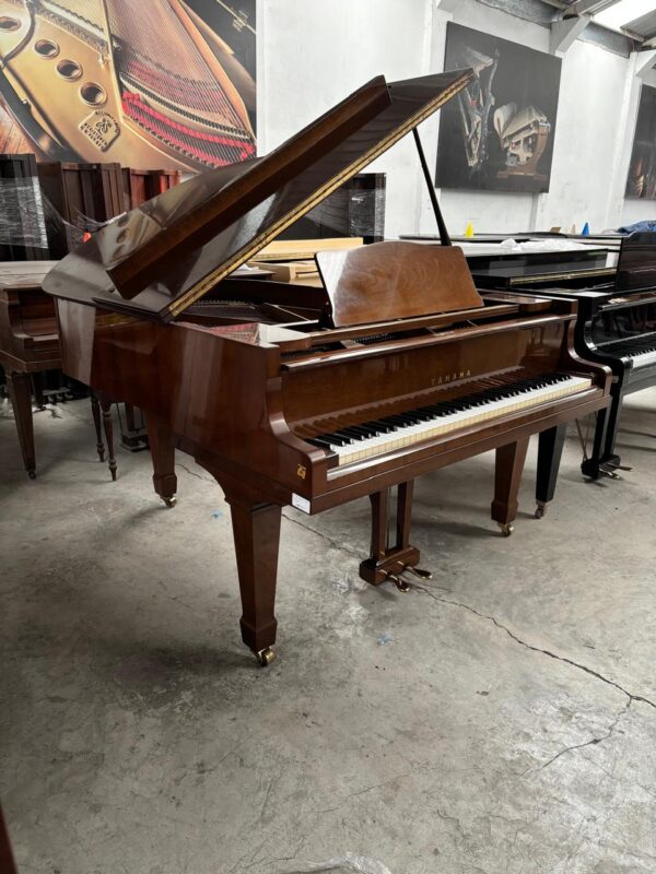 Piano de Cola Yamaha G2A - detalle del teclado