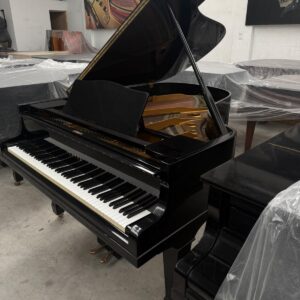 #694428 Piano YAMAHA NO. G3, Calidad y Prestigio.