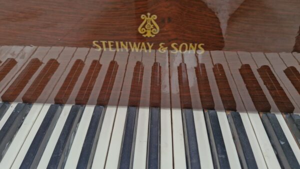 # 42300 Piano de Cola STEINWAY & SONS Modelo C, 85 teclas. - Imagen 5